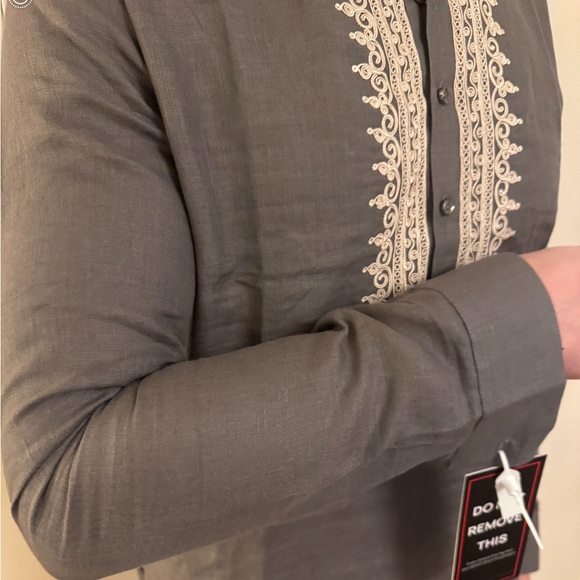 Grey Linen Kurta With Embroidered Yoke - Picture 5 of 5